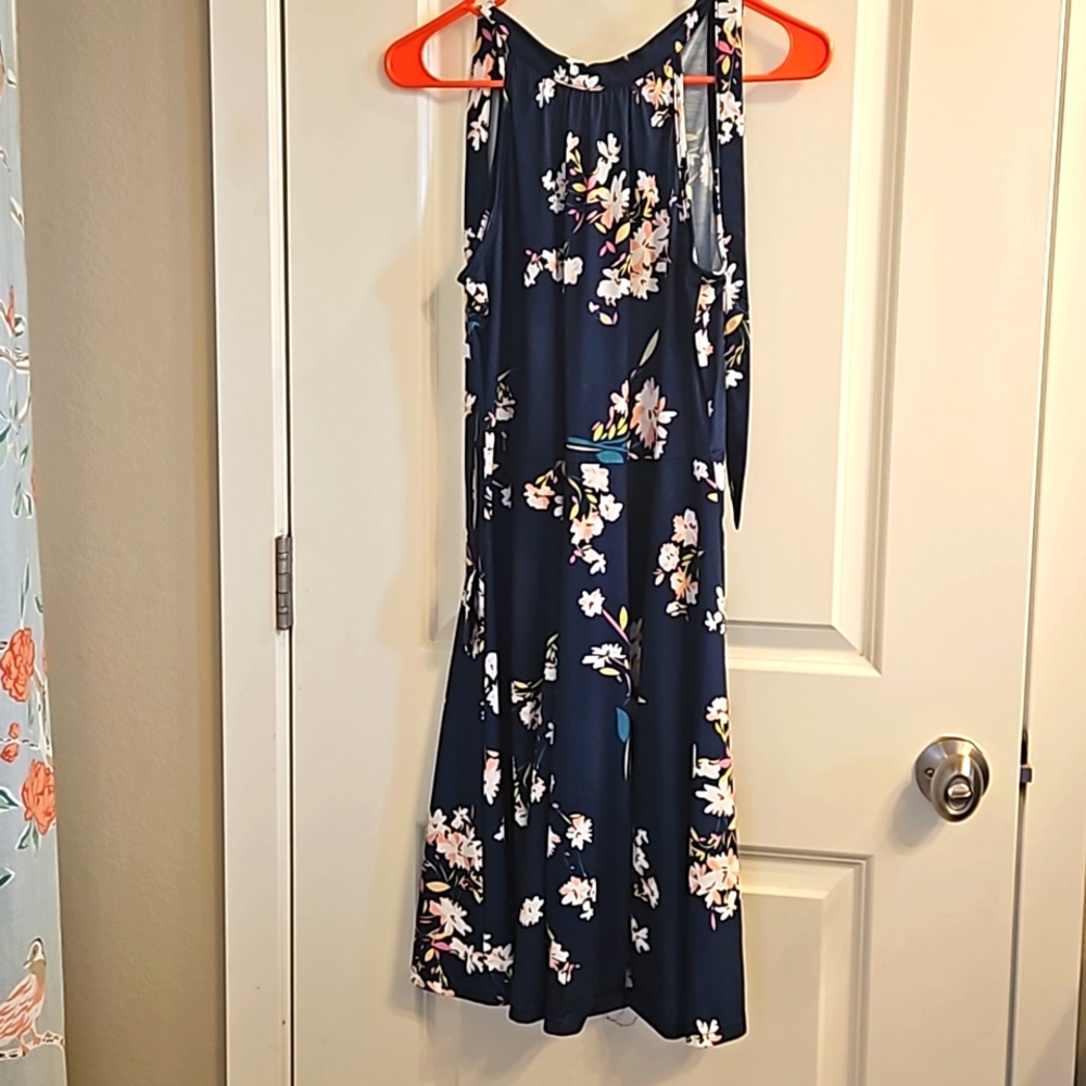 Unknown brand, Small blue floral high neckline dress